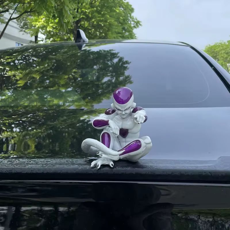 Anime kötü adam oturan Frieza  - Model Kit Frieza incelemesi ve fiyatı